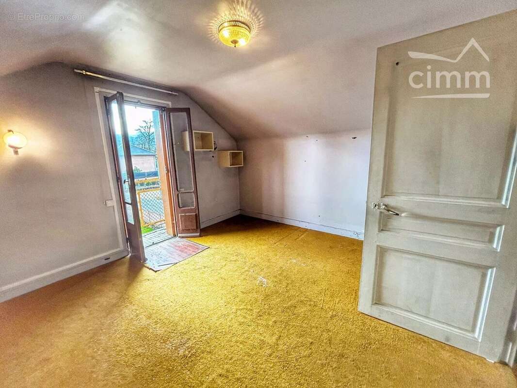 Maison à COGNIN