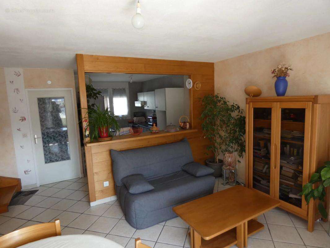 Appartement à COGNIN