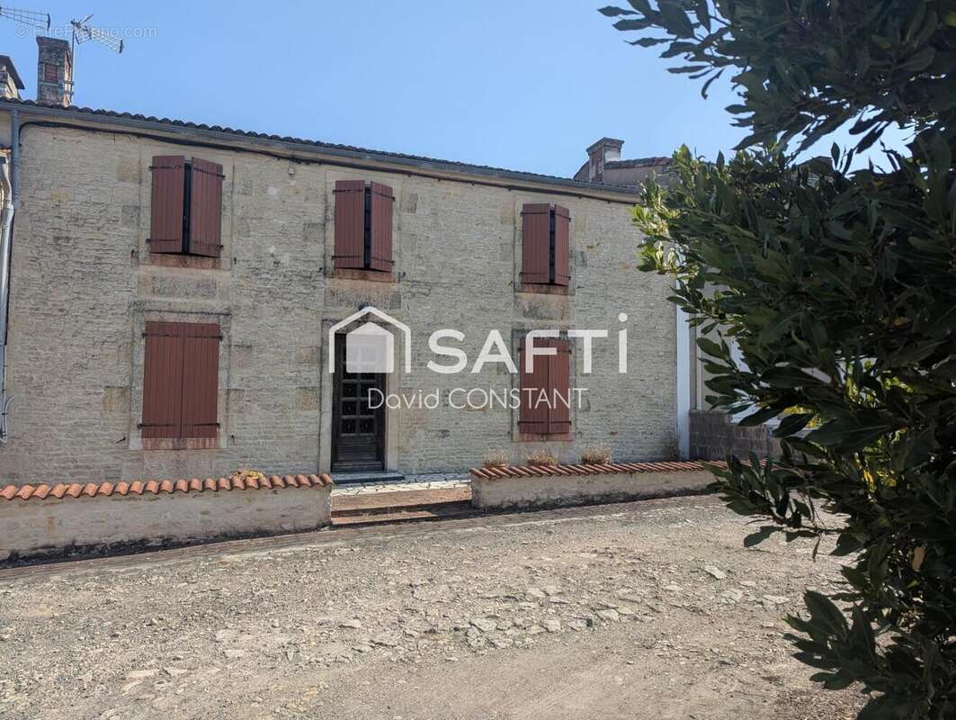 Photo 5 - Maison à MAUZE-SUR-LE-MIGNON