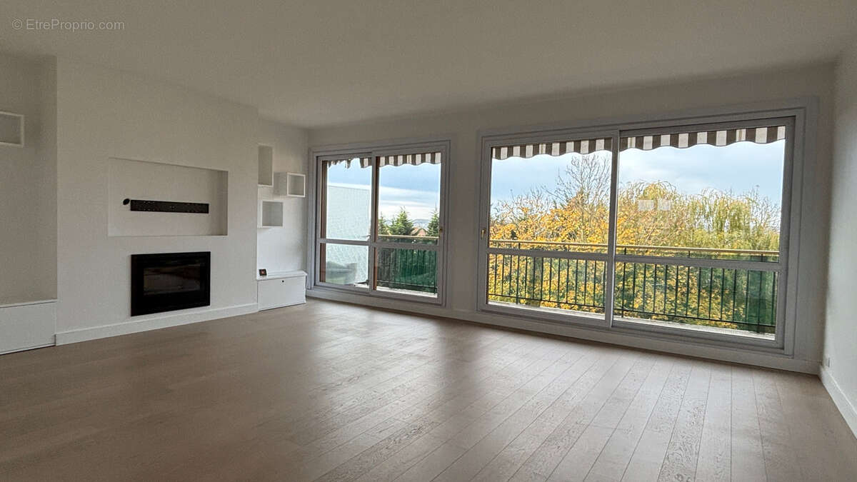 Appartement à NOISY-LE-ROI