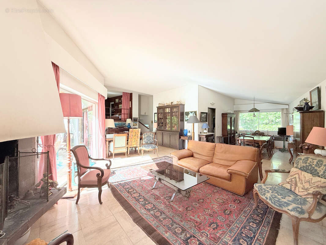 Maison à RUEIL-MALMAISON