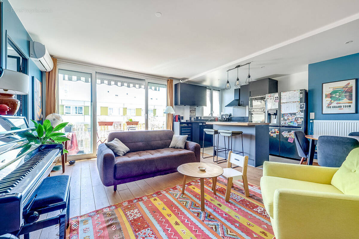 Appartement à PARIS-20E