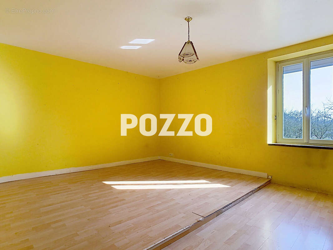 Maison à PLEINE-FOUGERES