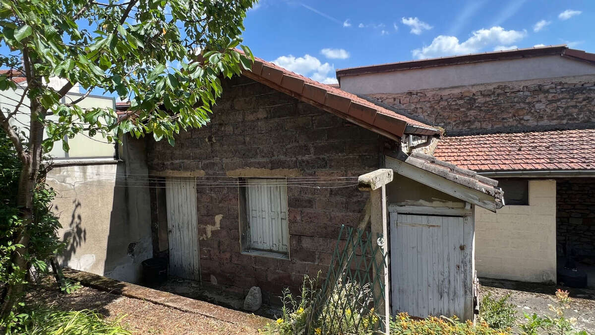 Appartement à SAINT-ETIENNE