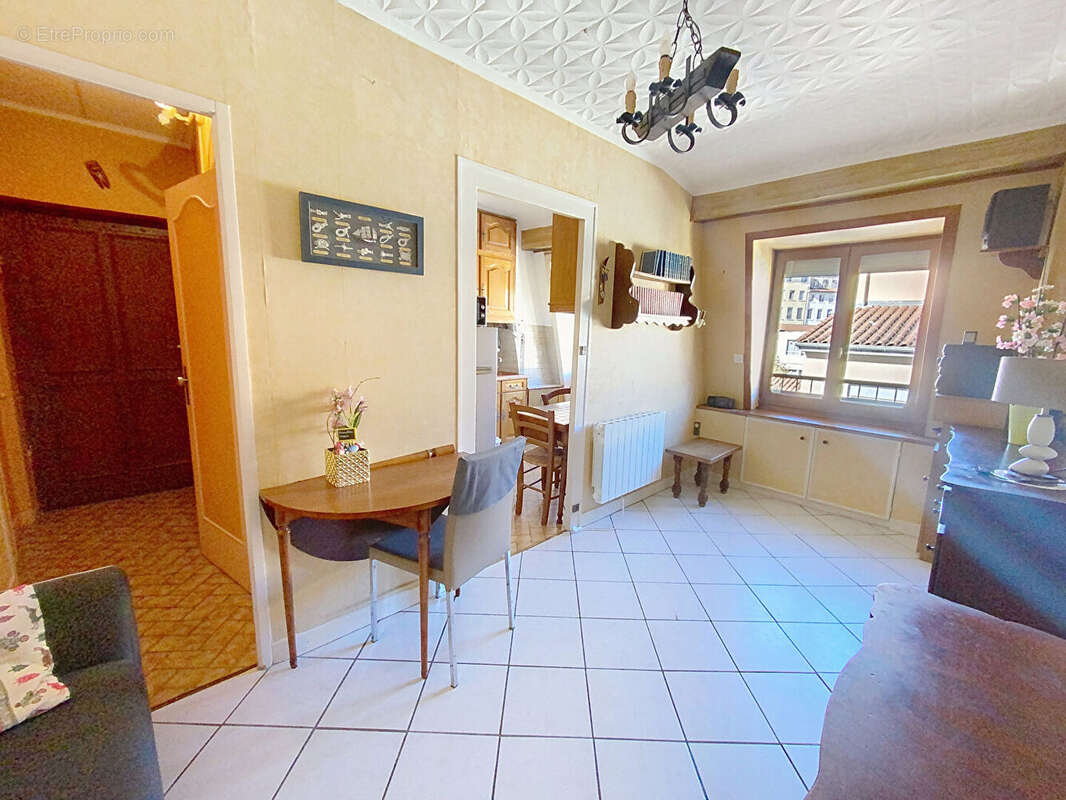 Appartement à LYON-1E