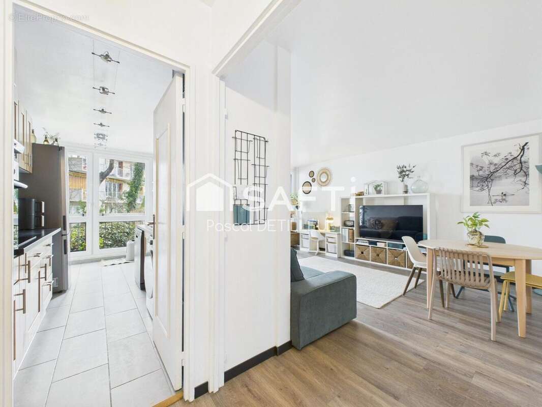 Photo 4 - Appartement à GARCHES