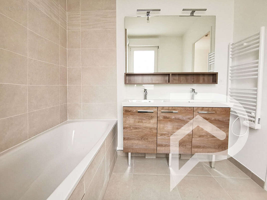 Maison à VITRY-SUR-SEINE