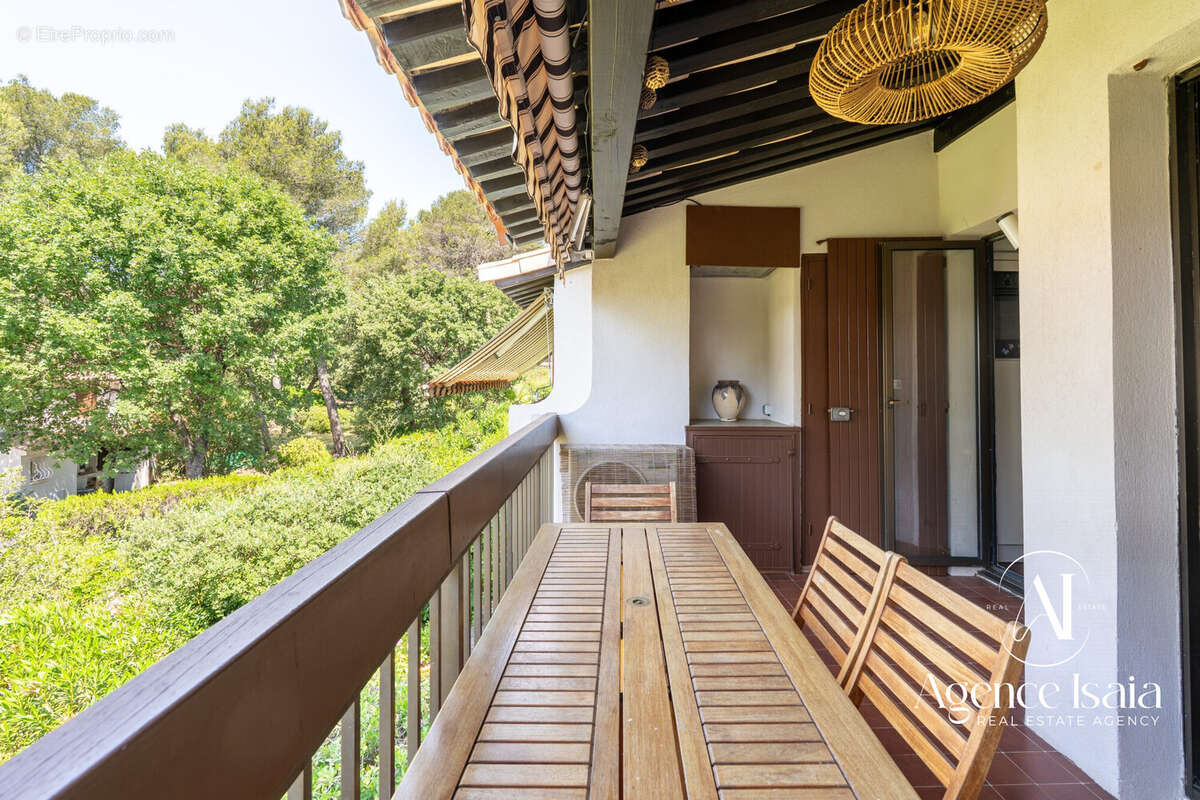 Appartement à LA CROIX-VALMER
