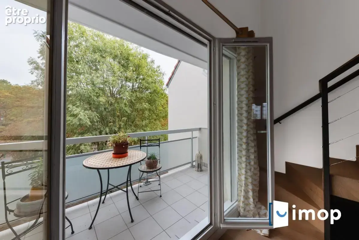 Duplex familial de 89 m² avec balcon, parking et cave - photo 7