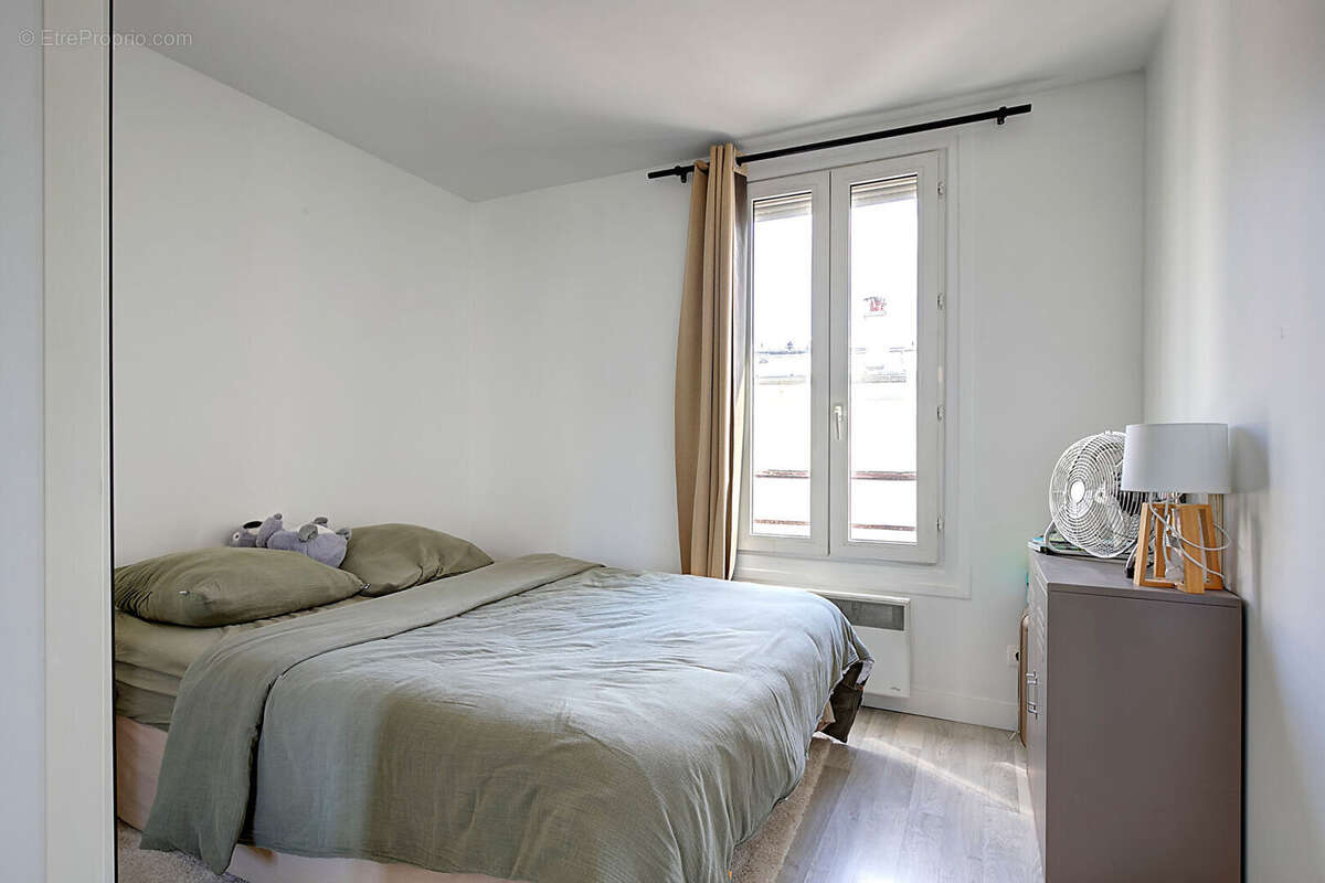 Appartement à PARIS-9E