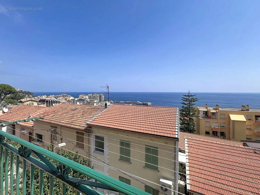 Appartement à CAP-D'AIL