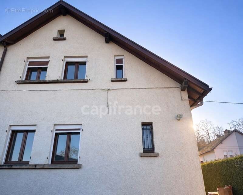 Maison à NOMEXY