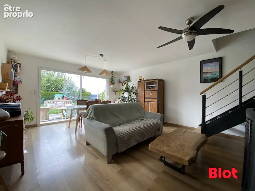 Maison 6 pièces 101 m² à vendre à Chateaugiron (35410) - photo 2