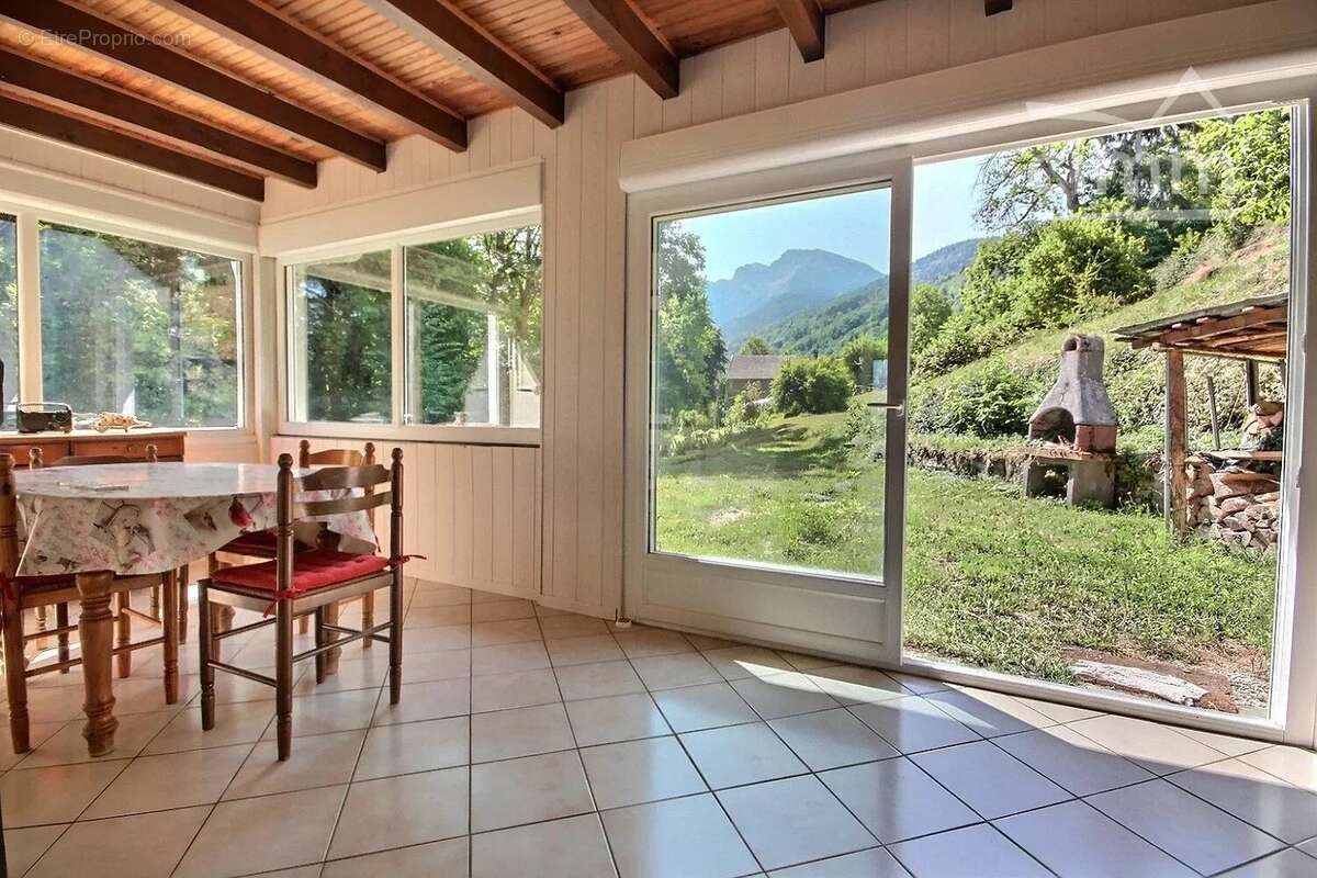 La combe de lancey - maison individuelle type t3+c - photo 9