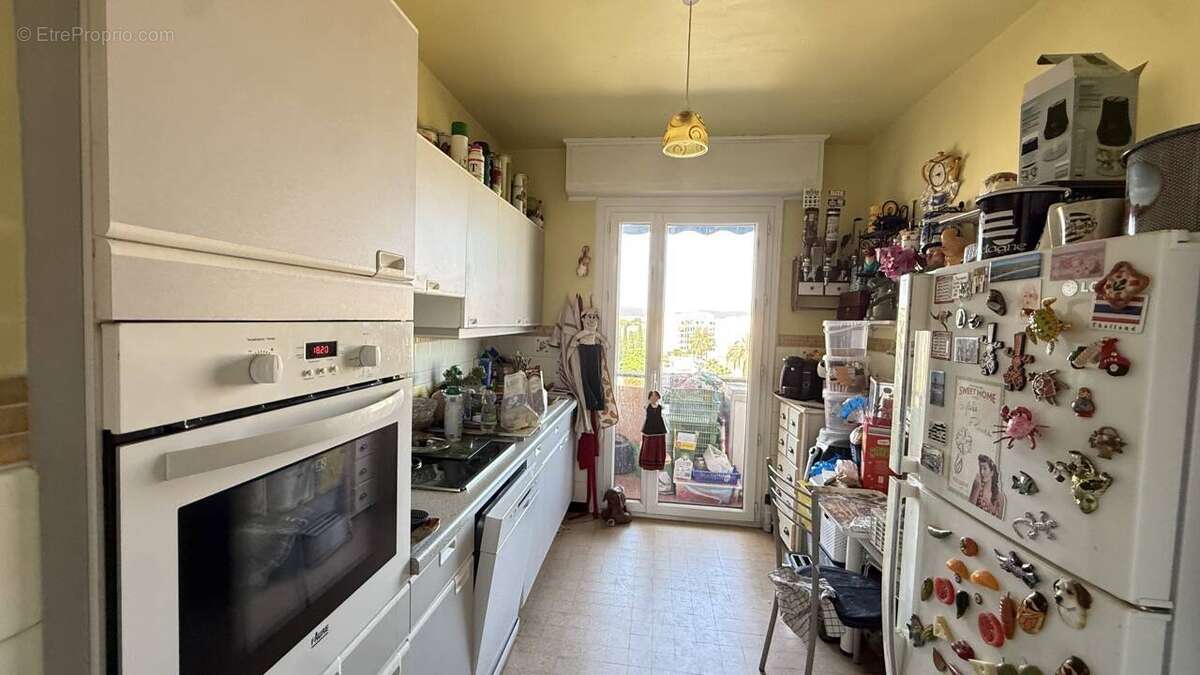 Appartement à HYERES