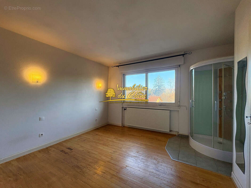 Chambre 3 - Maison à LUXEUIL-LES-BAINS