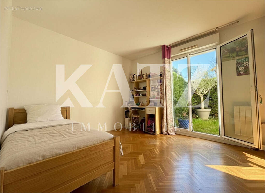 Appartement à VAUCRESSON