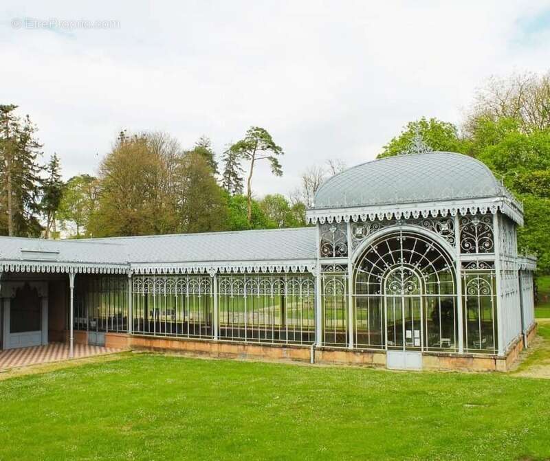 Appartement à CONTREXEVILLE