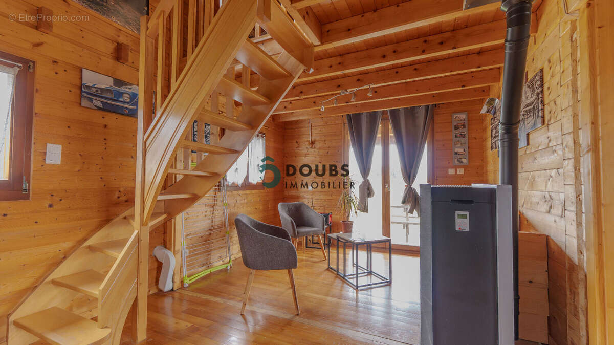 Maison à LONGEMAISON