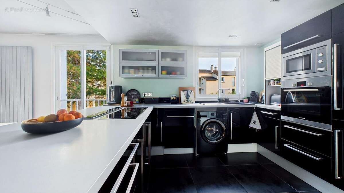 Appartement à GUILHERAND-GRANGES