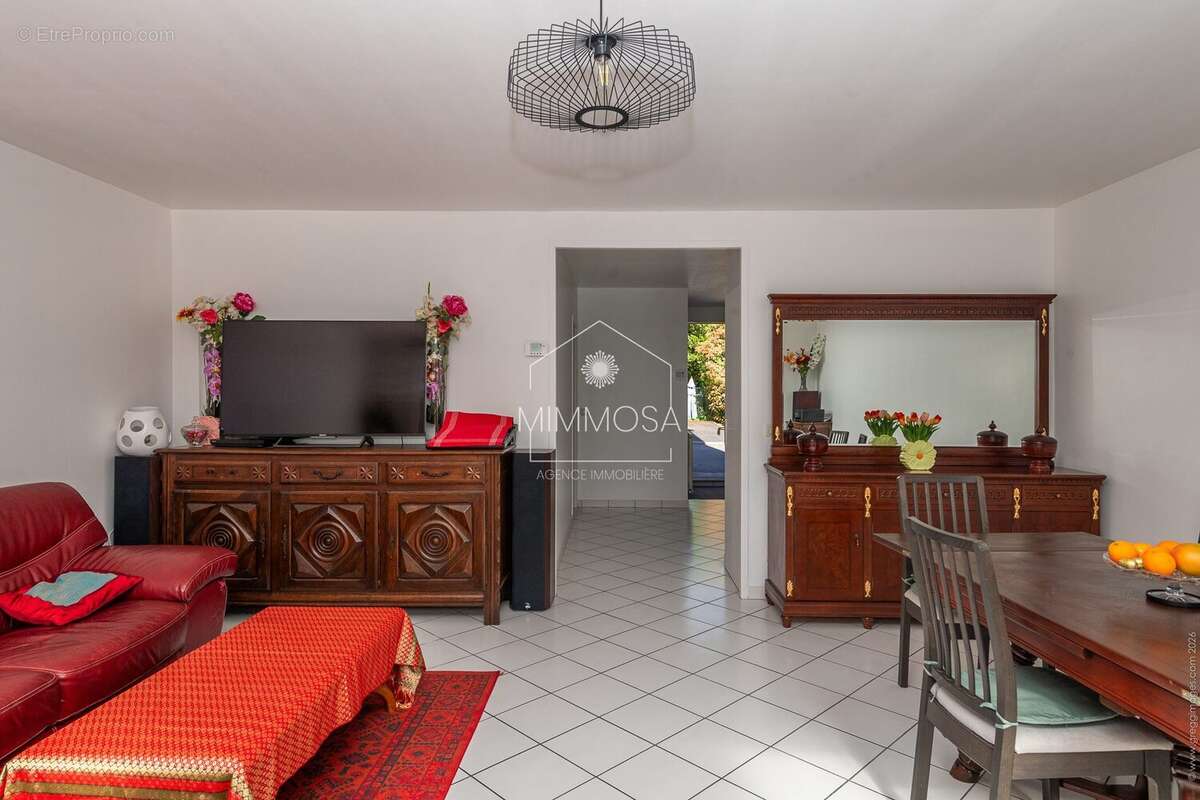 Maison à LES PAVILLONS-SOUS-BOIS