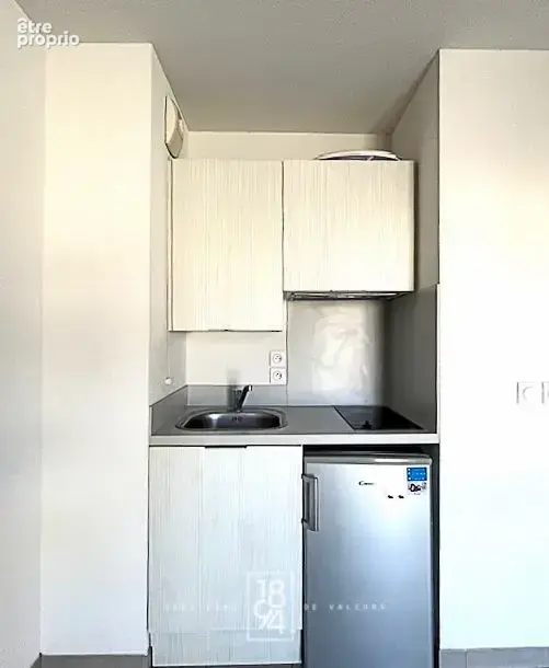 Appartement Studio Marseille 9e (13009)  18m2  Vendu Meublé  Proche Facultés Luminy - photo 3