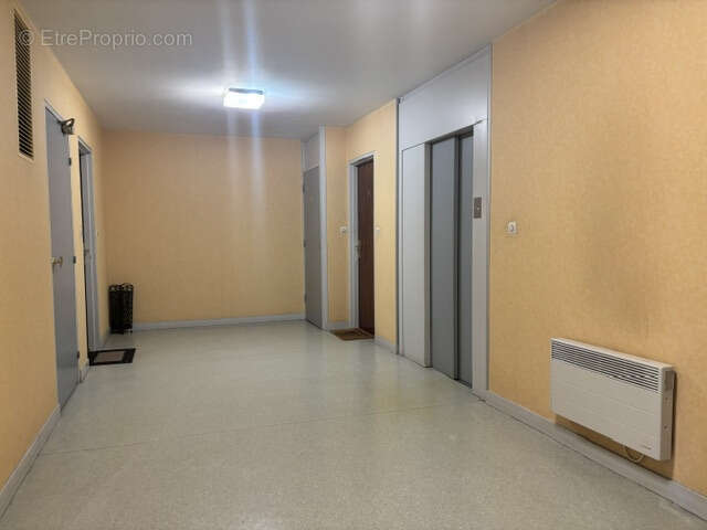 AUTUN, T5 avec parking privatif dans résidence avec ascenseur . - photo 13