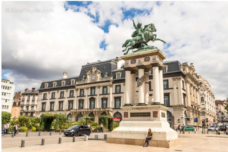 Commerce à CLERMONT-FERRAND