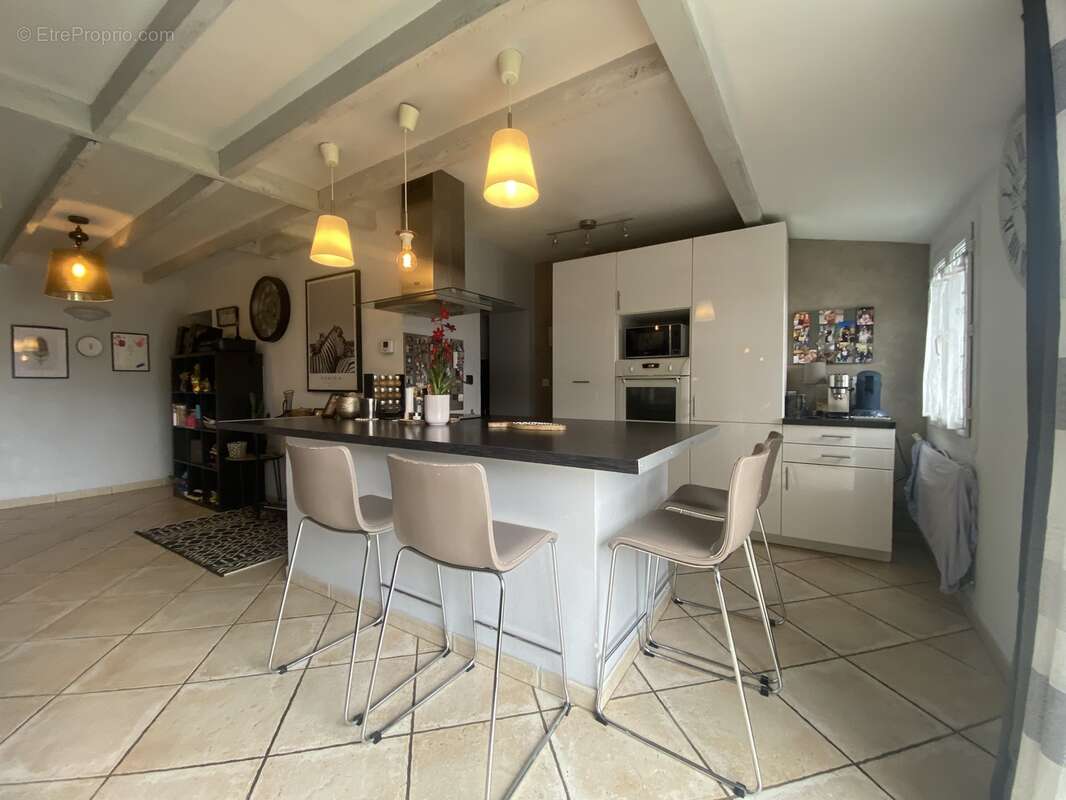 Maison à BOURG-LES-VALENCE