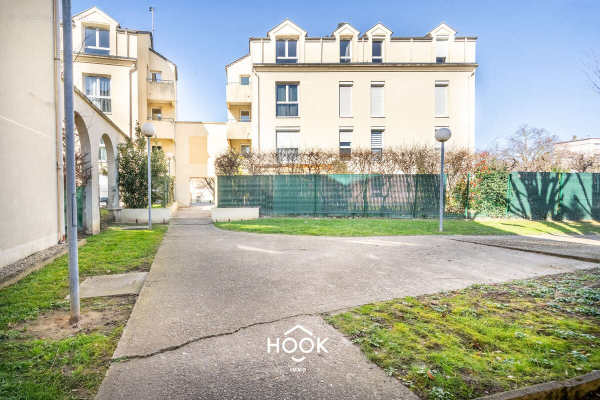 Appartement à LIVRY-GARGAN