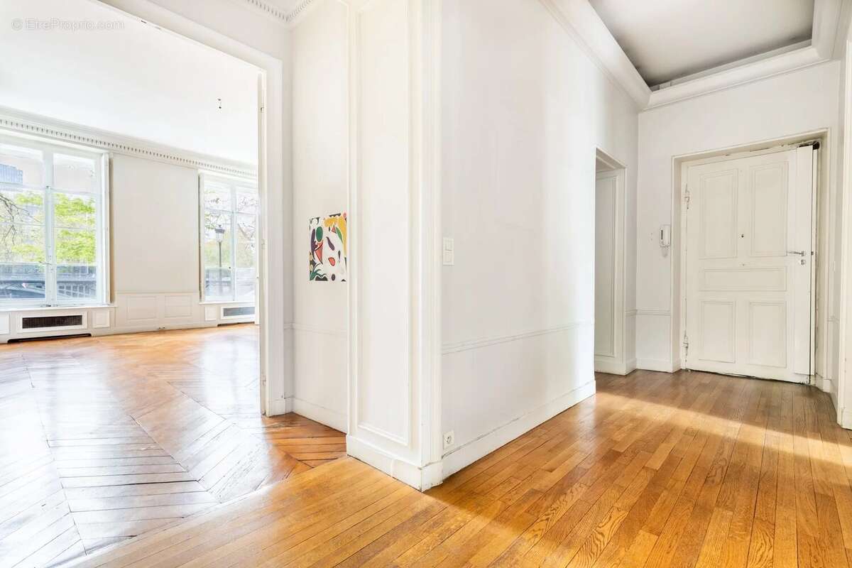 Appartement à PARIS-4E