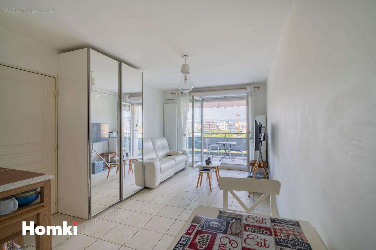 Appartement T2 de 38 m² à Marseille 13008, Avenue Jules Cantini - photo 4