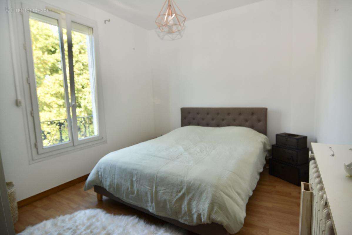 Maison à VILLENEUVE-LE-ROI