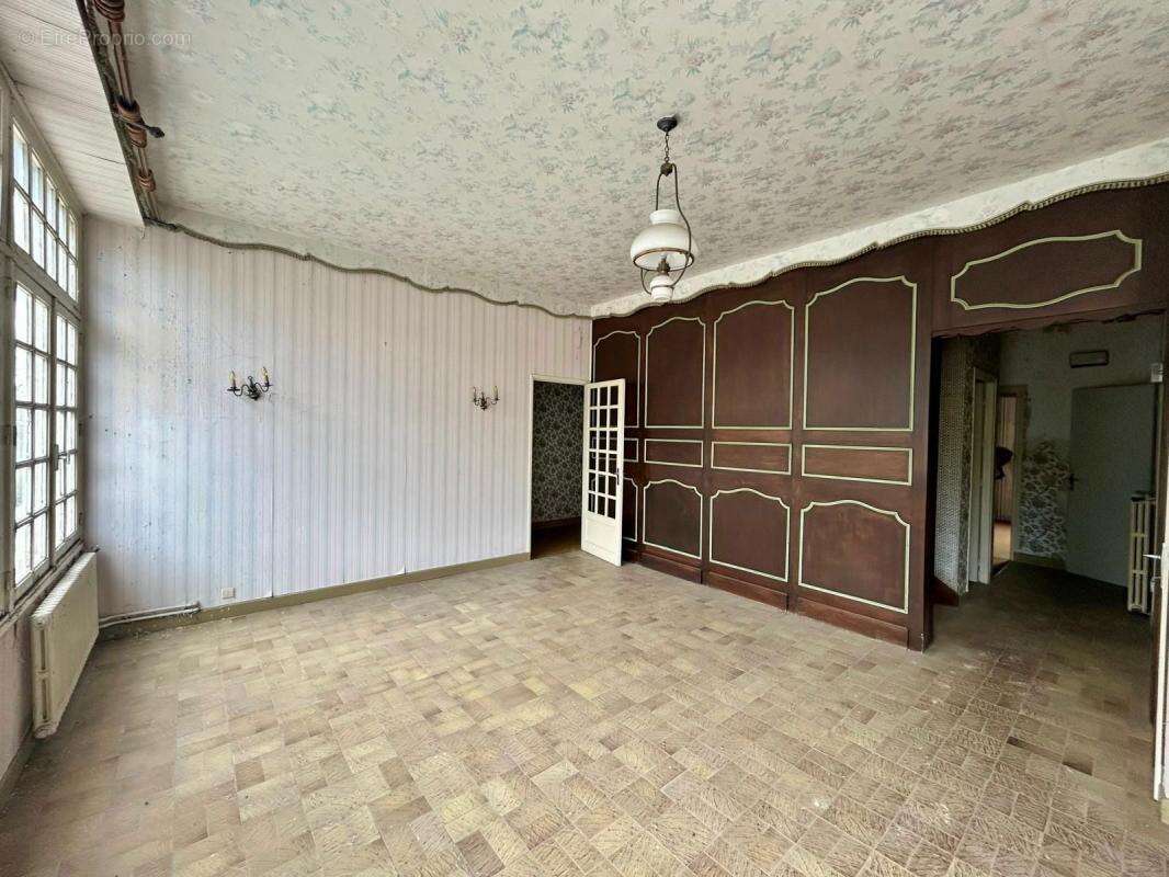 Commerce à CRESSENSAC