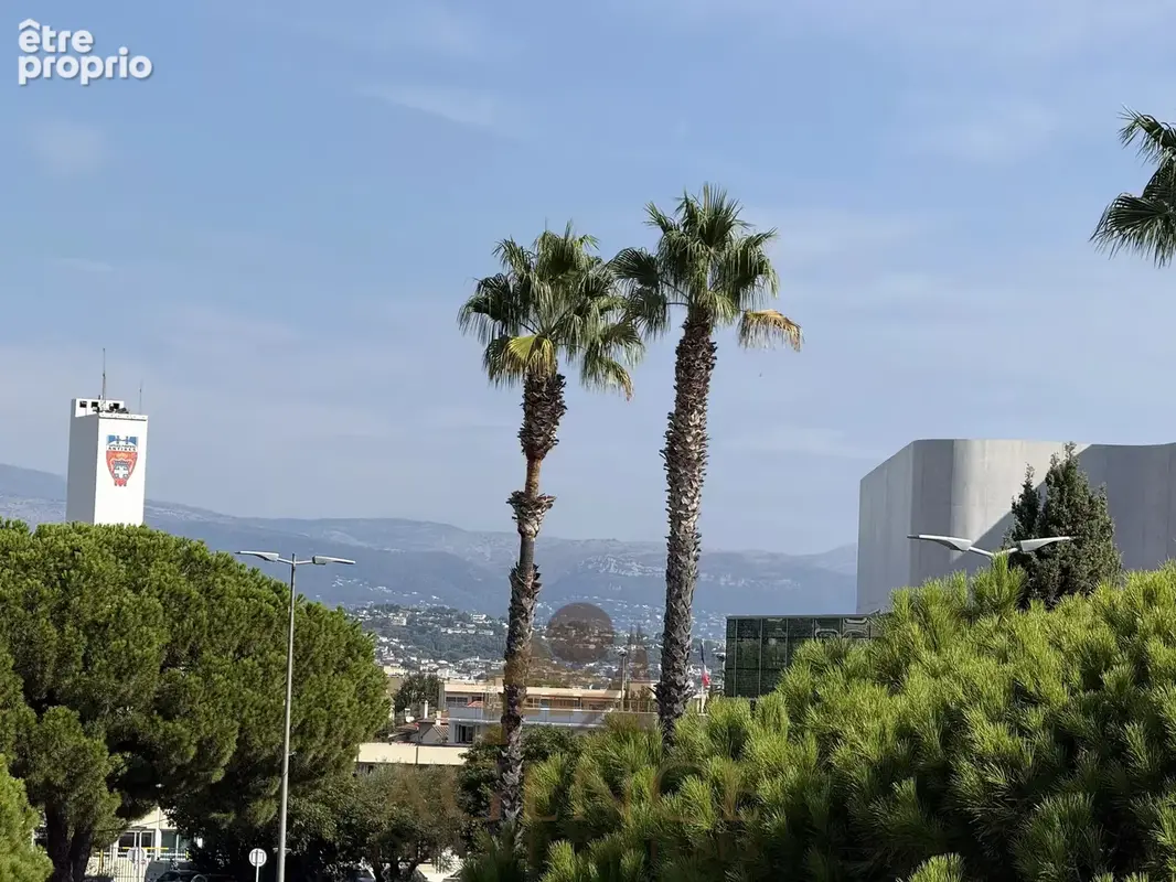 Antibes – 3 pièces 62 m² – 24 m² d’extérieurs – rénové – dernier étage – triple exposition – parking & cave - photo 6