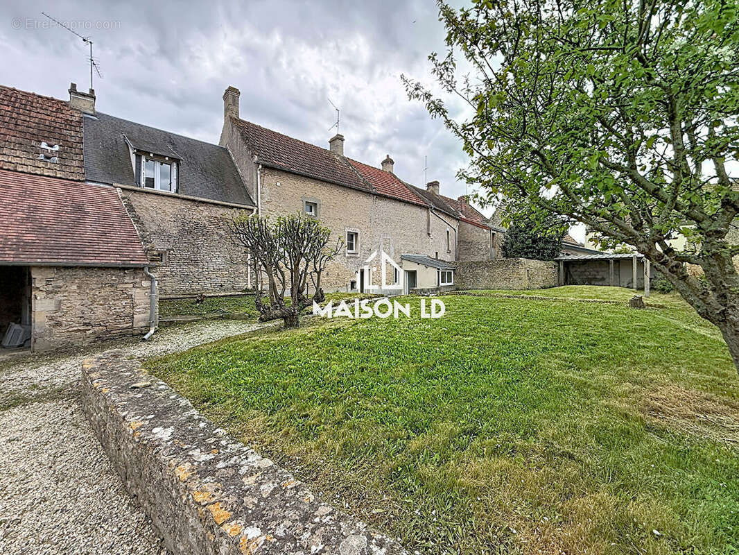 Maison à BERNIERES-SUR-MER