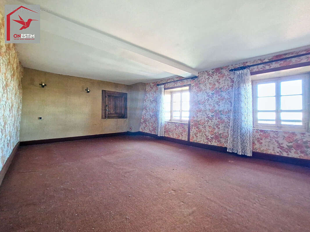 Maison à SAINT-MARCELLIN-EN-FOREZ