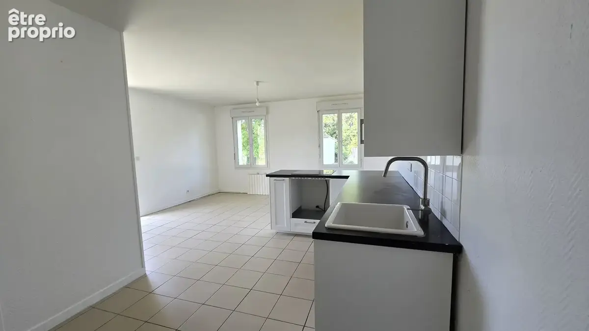 2 pieces dans petite copropriete - 40.25m2 - 1 chambre - 2 parkings. - photo 4