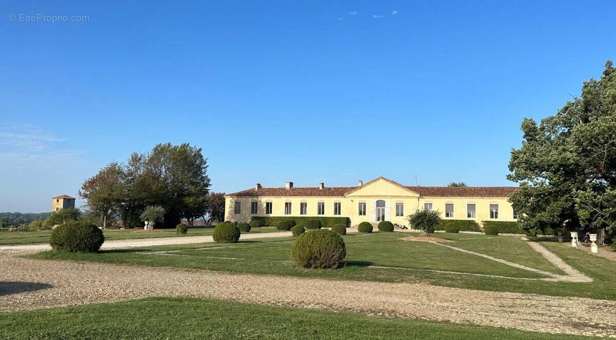 à vendre Chartreuse du 18ème proche d'Auch - Maison à AUCH