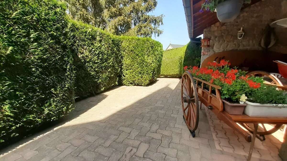 Maison à SAINT-ALBAN-SUR-LIMAGNOLE