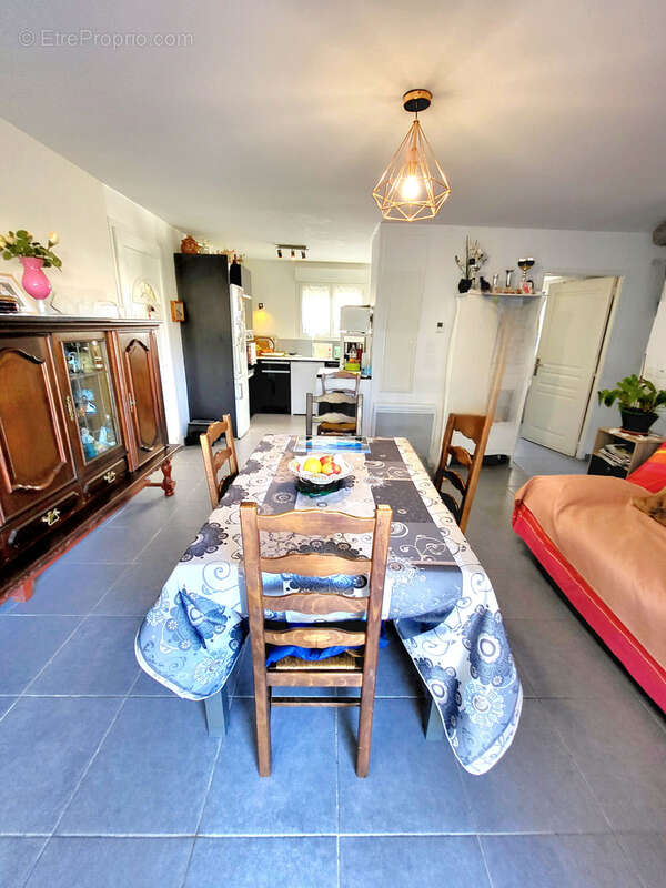 Appartement à FRONTIGNAN