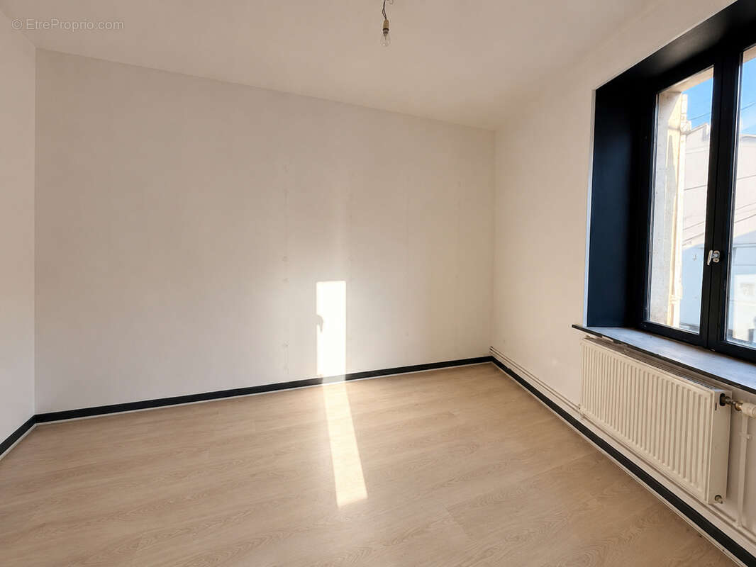 EPINAL Appartement type F3 Etage - 52,30m2 - photo 4