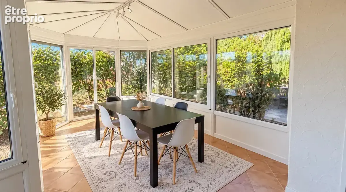 Belle propriété familiale avec piscine f Bourbon -Lancy - photo 9