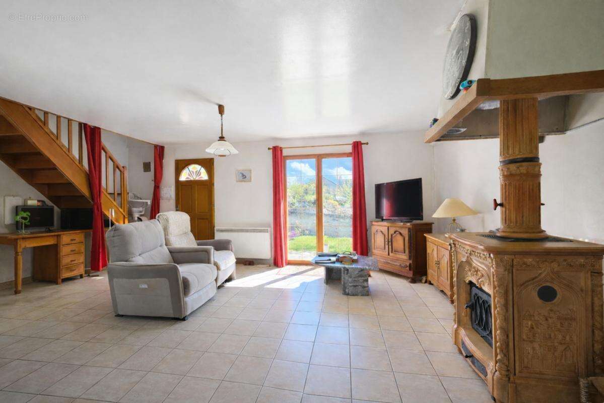 Maison à COULOMMIERS