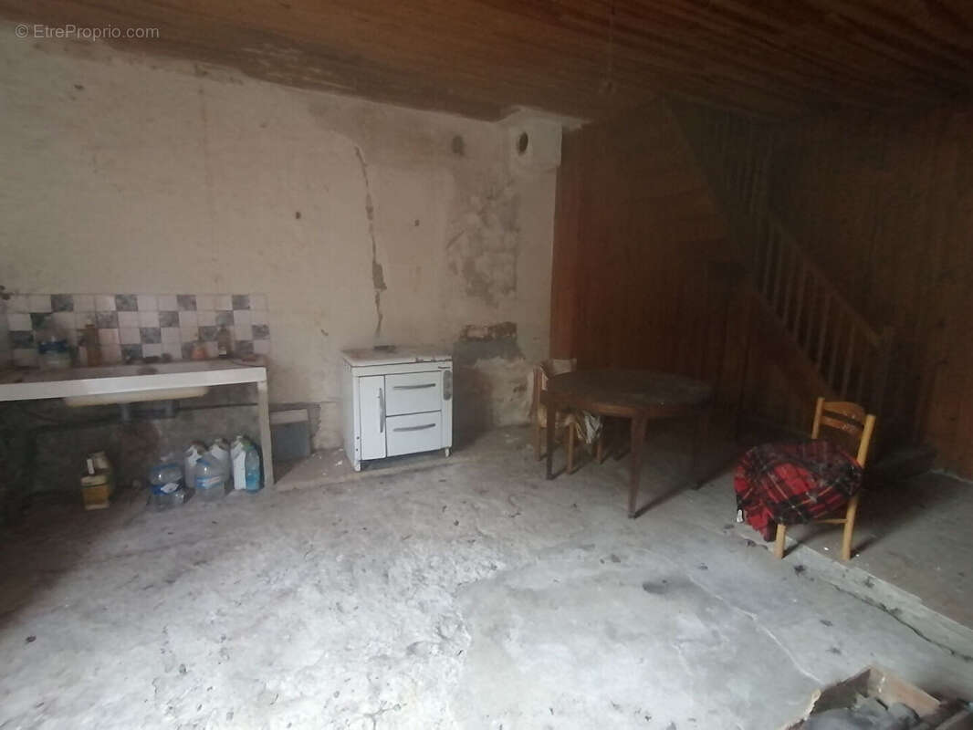 Maison à TOULIS-ET-ATTENCOURT