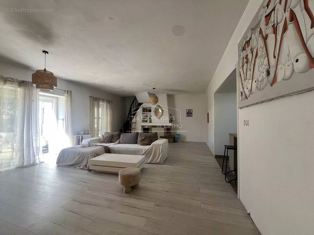 Trignac, Maison en pierre 4 chambres - photo 1