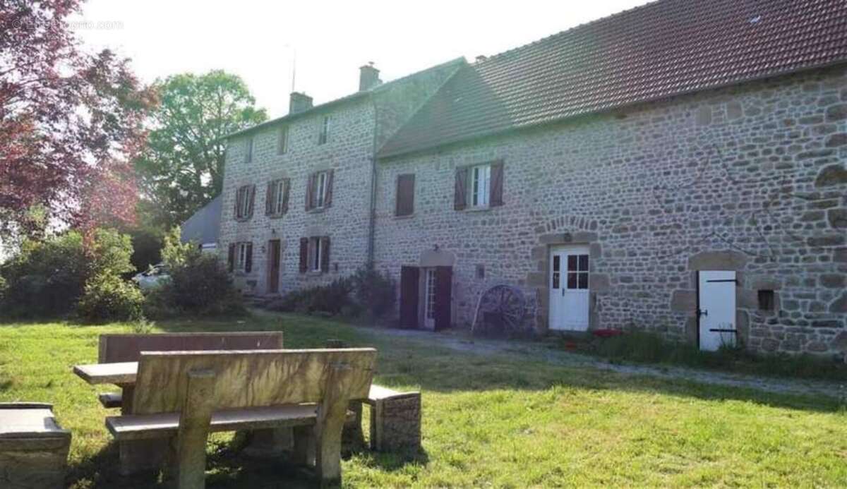 Propriété de 10 pièces à VALLIERES (23) - photo 30