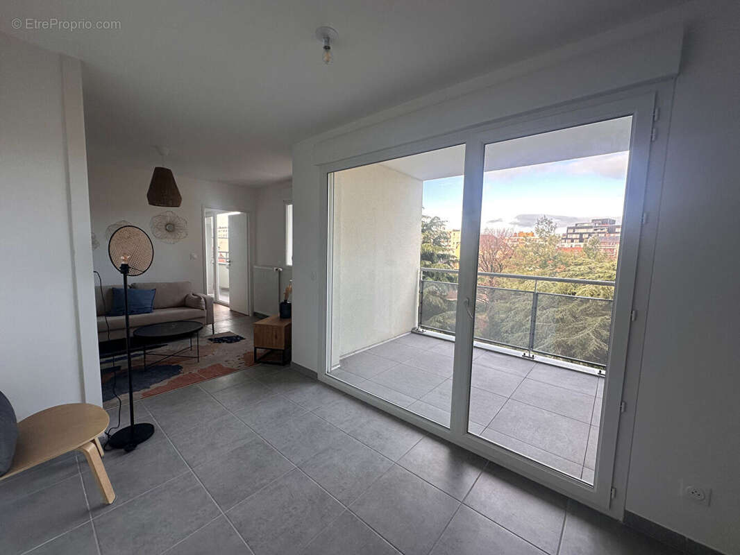 Appartement T4 de standing  77.33 m² - Dernier étage avec 3 terrasses  - Annemasse - photo 6