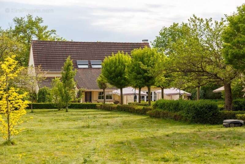 Propriété à vendre 8 pièces, 10 min de Paray Le Monial(71) - photo 30