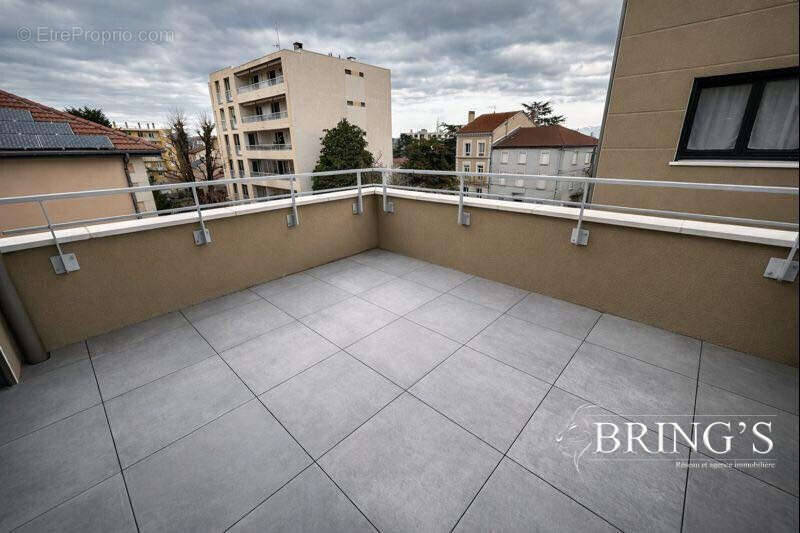 Appartement à ROMANS-SUR-ISERE